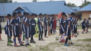 MANTAPKAN OLAHRAGA DESA,SFC BENTUK BINA BOLA