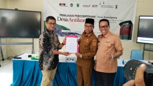Kepala Desa Sepempang Menangis Haru, Desa Sepempang Raih Nilai 96 Kategori “Istimewa” sebagai Desa Percontohan Antikorupsi